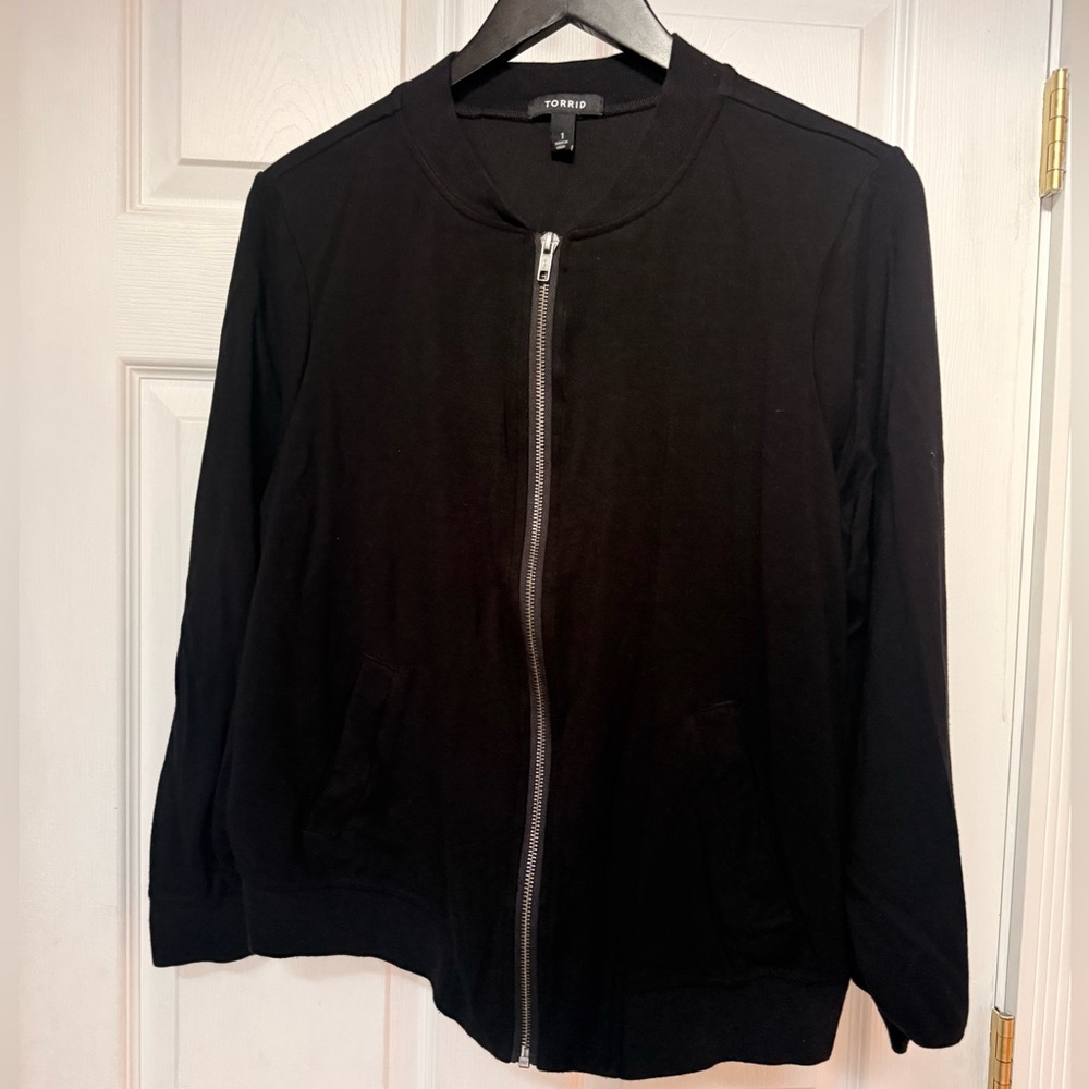 Torrid Classic Black zip up Bomber style